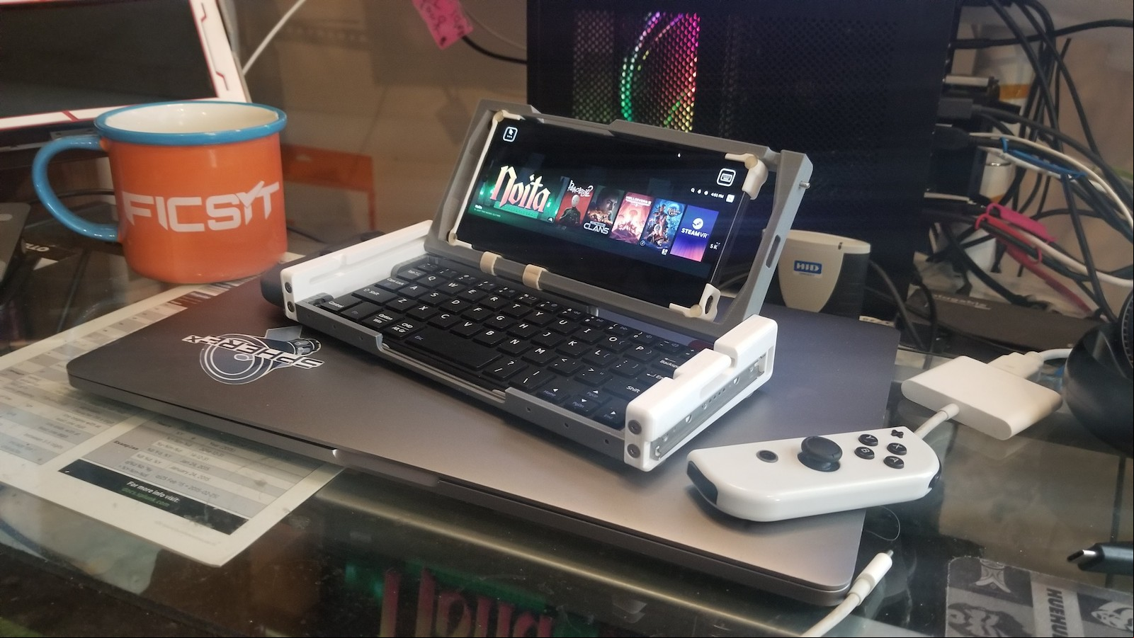 SPACEdeck: Transformando a un smartphone en «pseudo-cyberdeck»